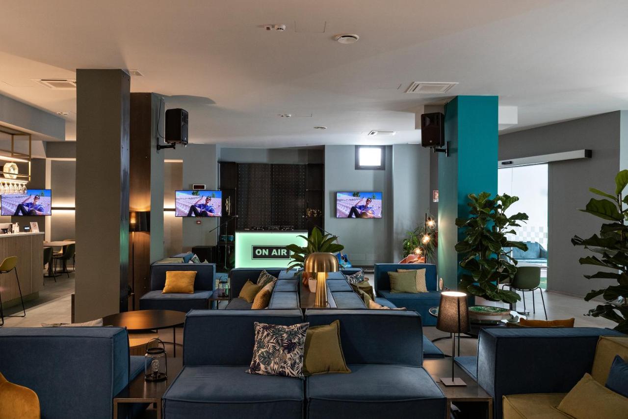Arryvo Hotel Лечче Экстерьер фото