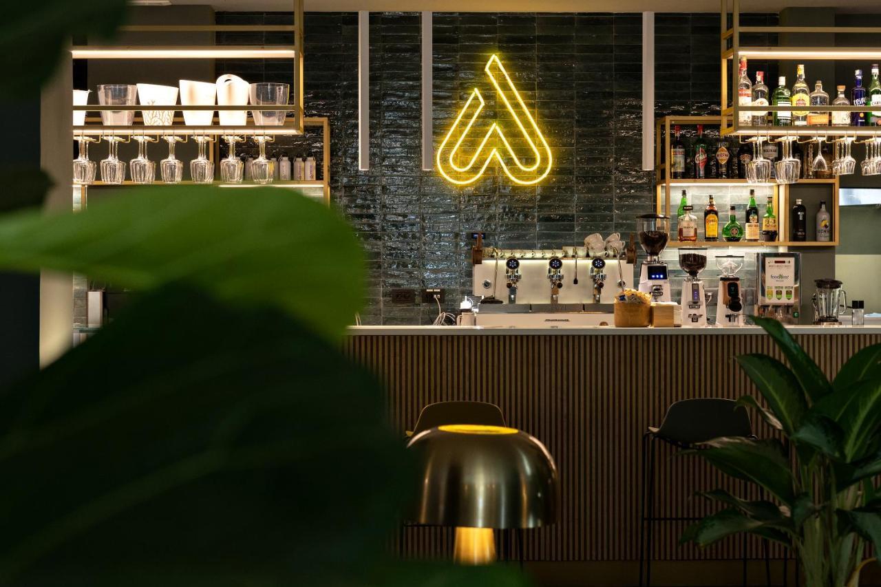 Arryvo Hotel Лечче Экстерьер фото